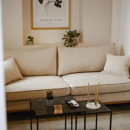 Lb Luxury Apartments Golos Dış mekan fotoğraf